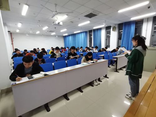 學黨史，正學風，聚能量 計算機與通信工程學院持續開展通訊工程專業晚自習活動